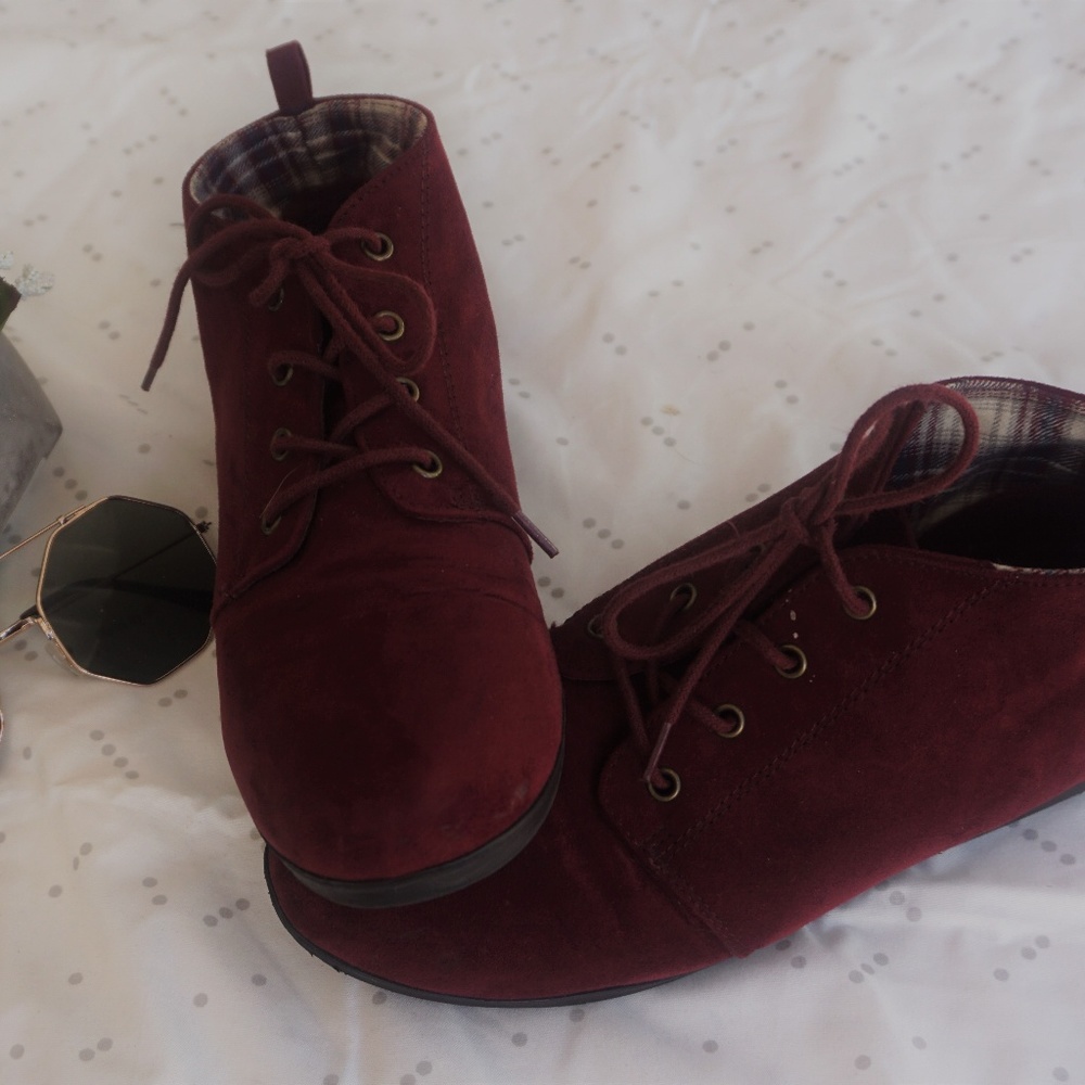 burgundy forever 21 size 7 short a ankle boots